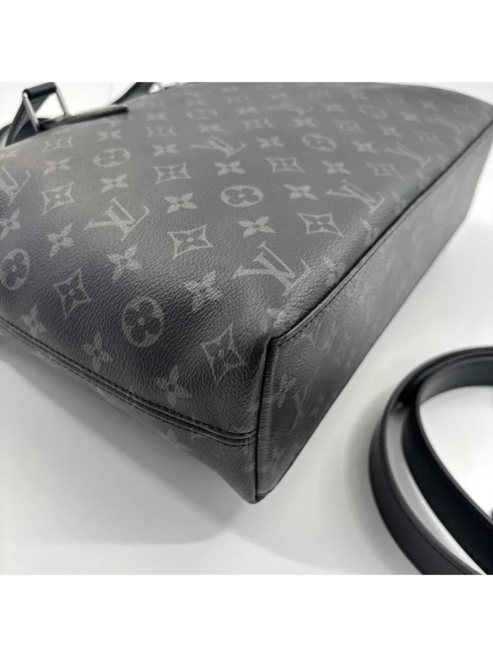 Louis Vuitton Super Explorer Monogram Eclipse Business Bag